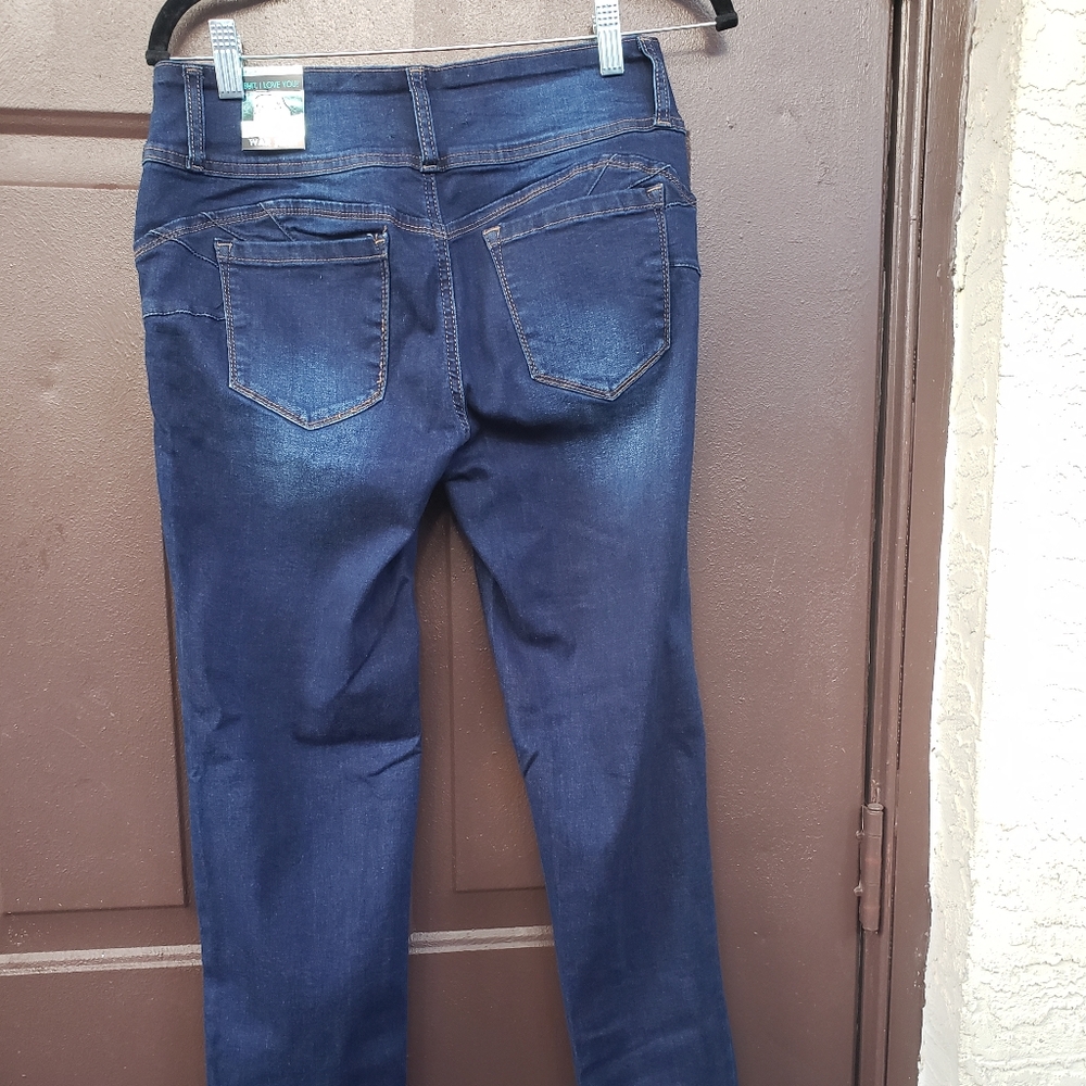 Jeans - Picture 2 of 3